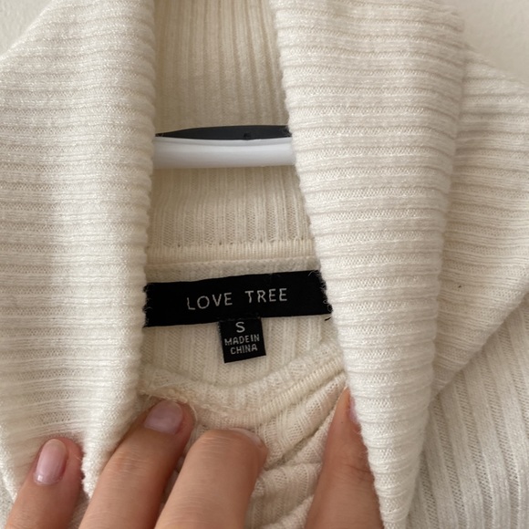 Turtle neck - Picture 3 of 4